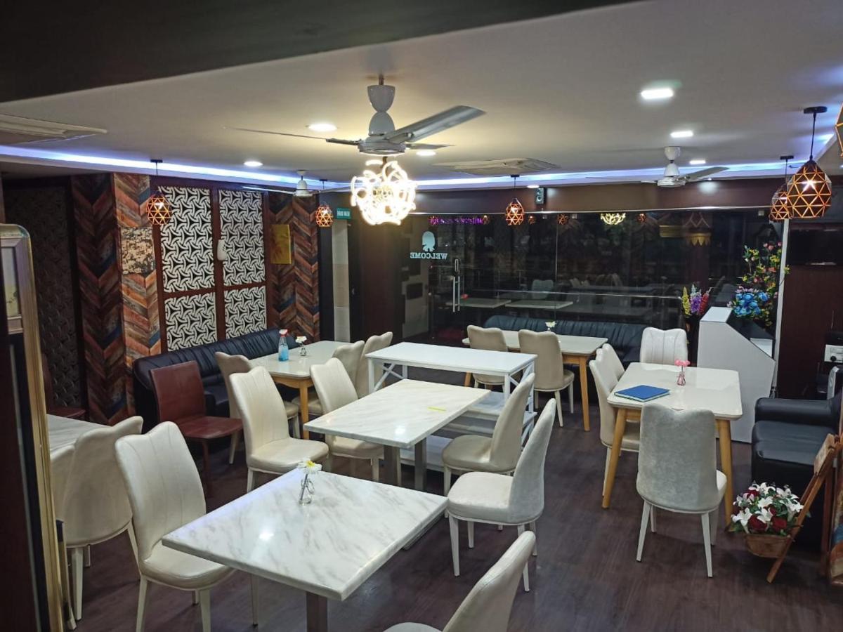 Dwaraka Inn Визакхапатнам Екстериор снимка